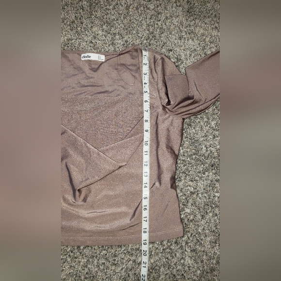 Elodie| Cowl Square Neck Long Sleeve Top - Picture 4 of 5